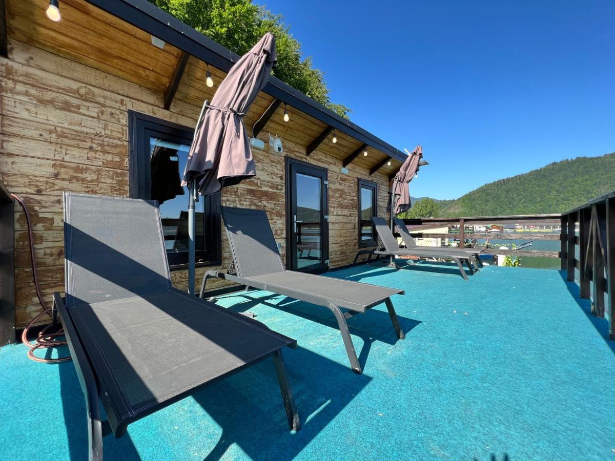 Holiday Bicaz Bungalows On The Lake Eksteriør billede